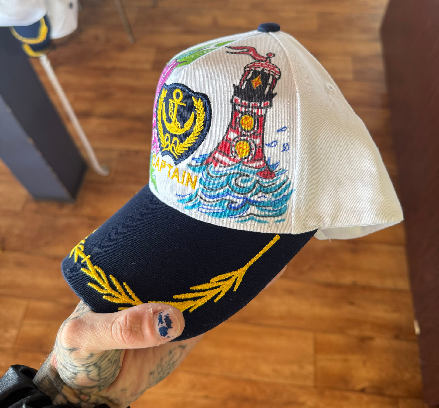 Casquette unique ( fait à la main )
