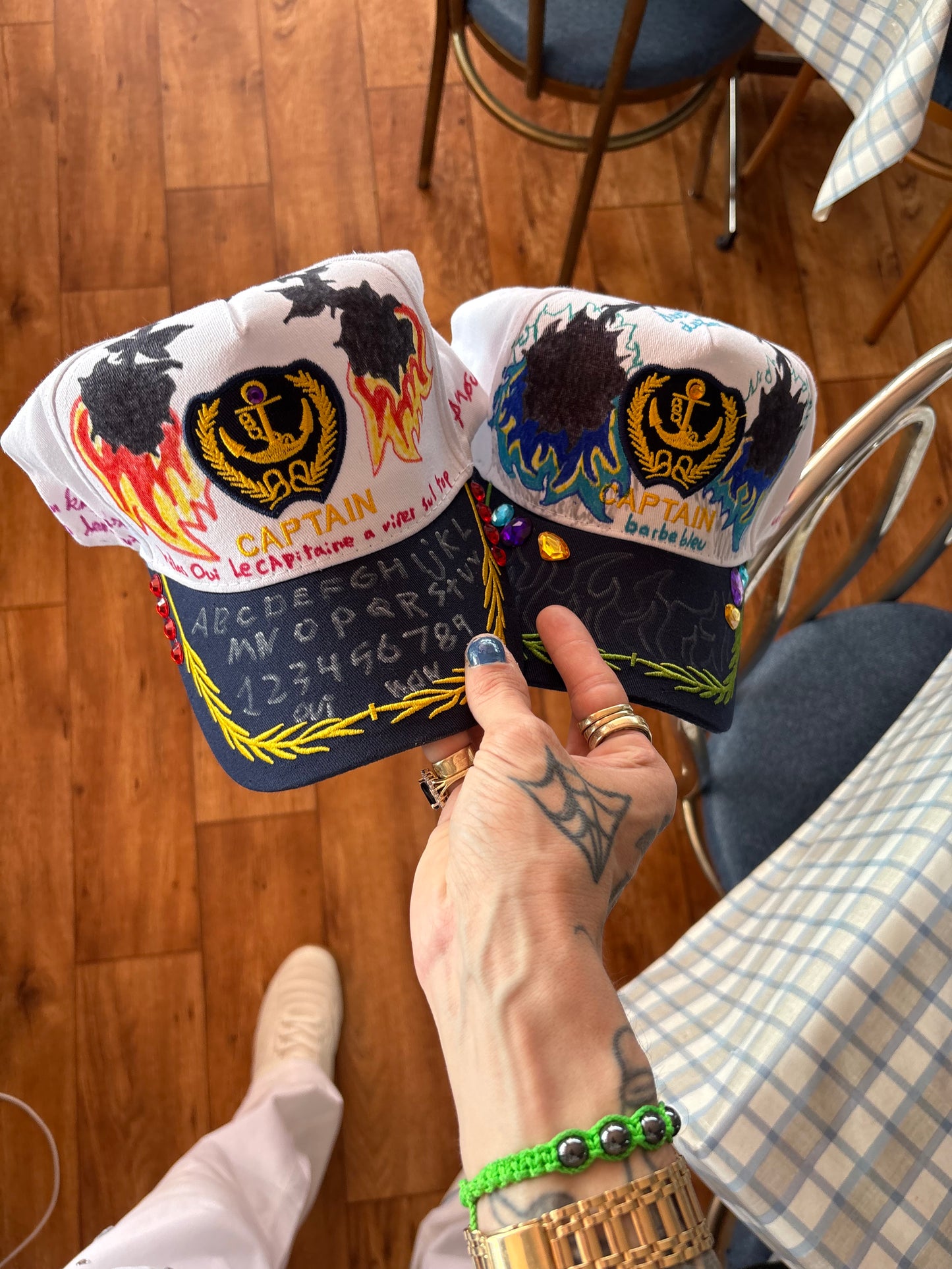 Casquette unique ( fait à la main )