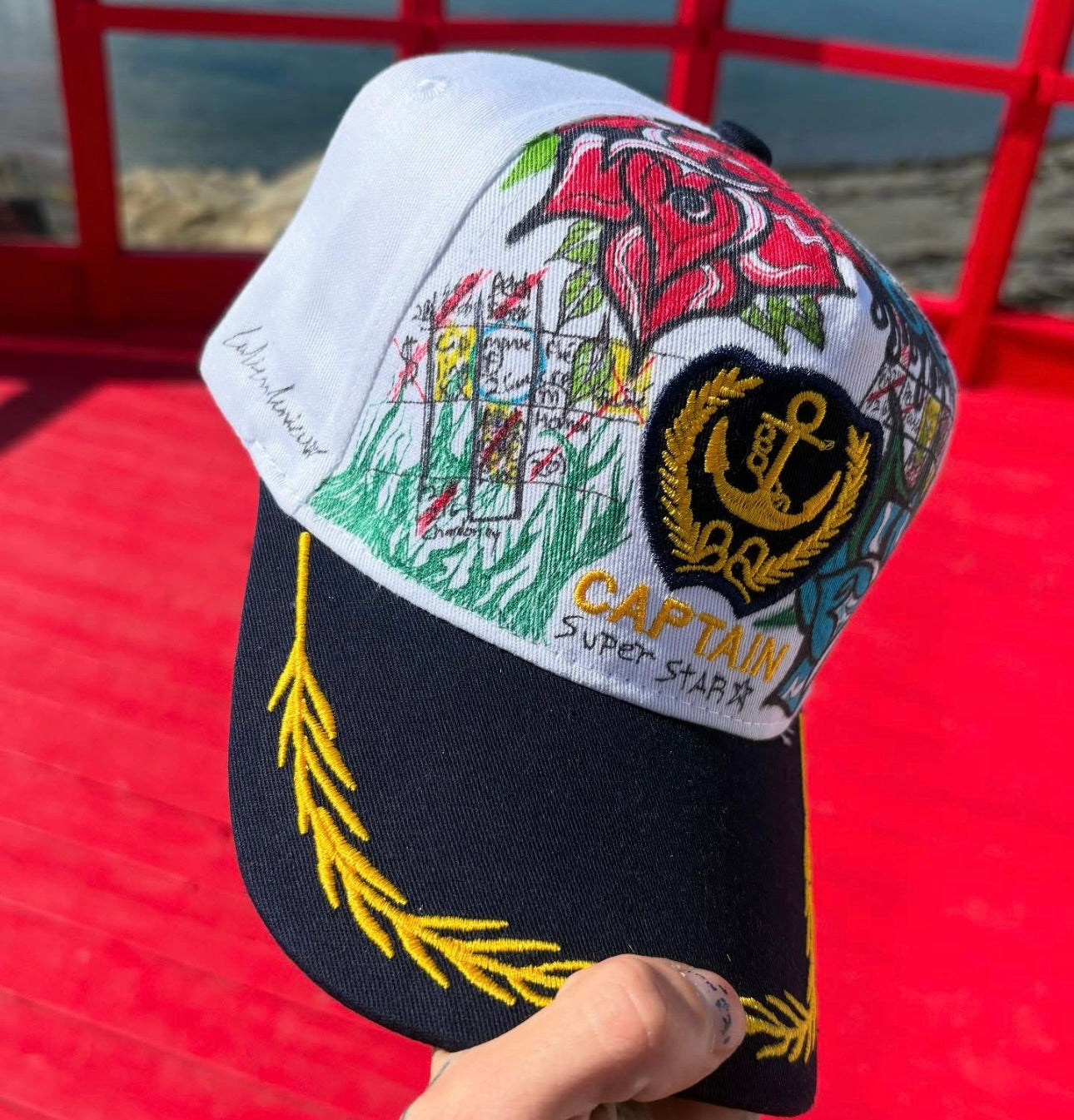 Casquette unique ( fait à la main )