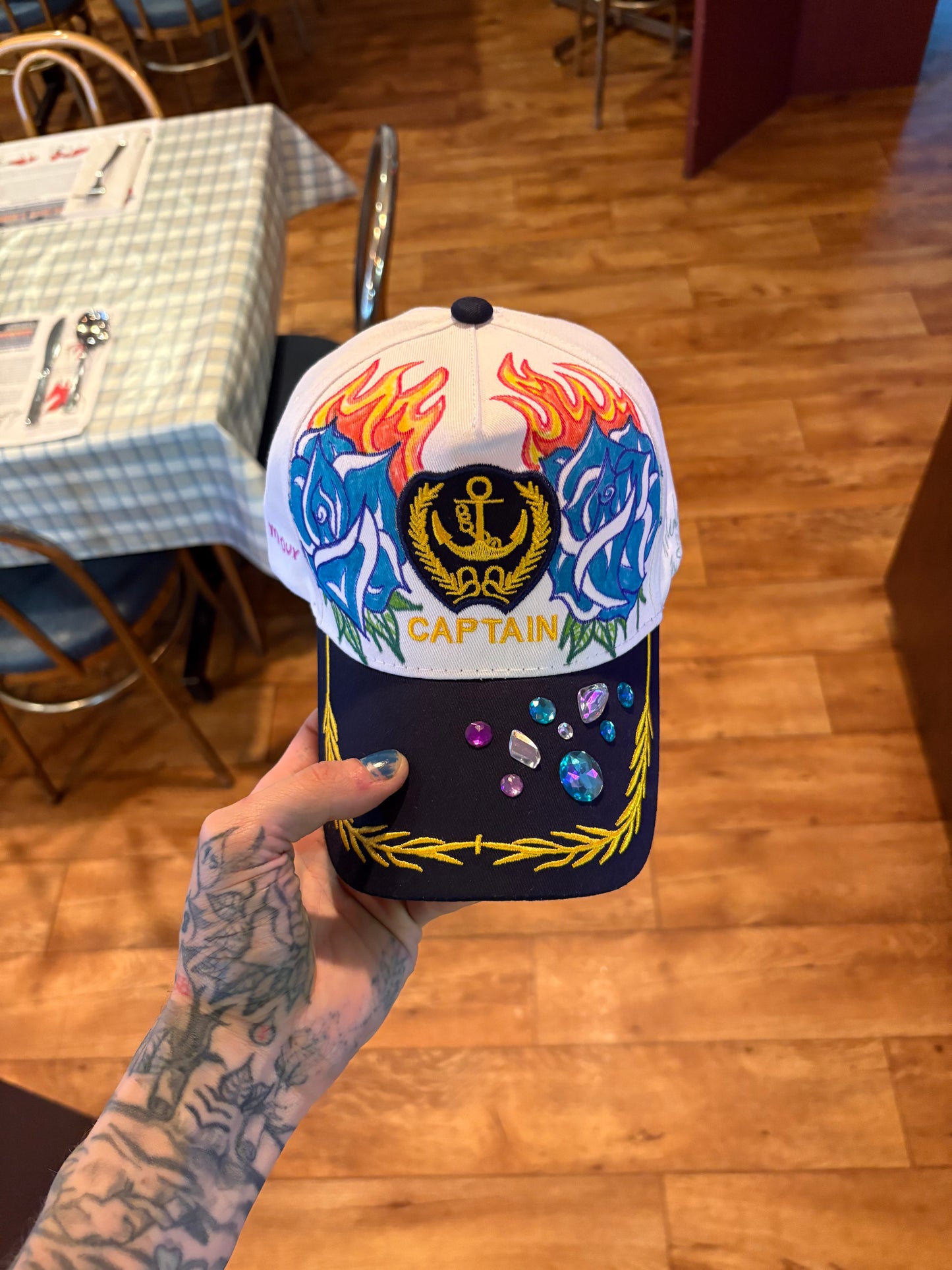 Casquette unique ( fait à la main )