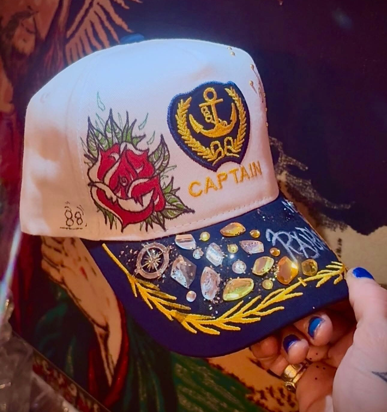 Casquette unique ( fait à la main )