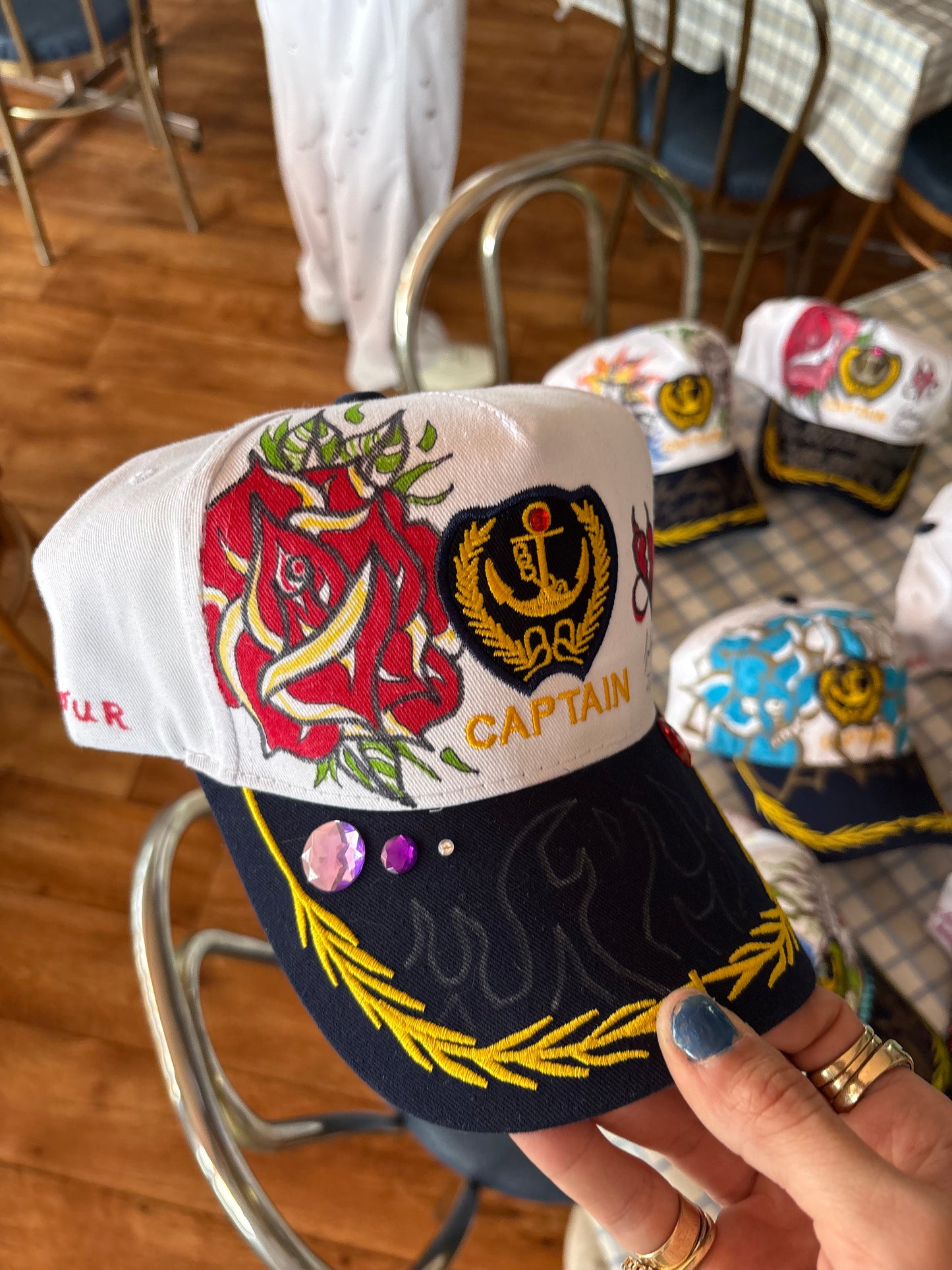Casquette unique ( fait à la main )